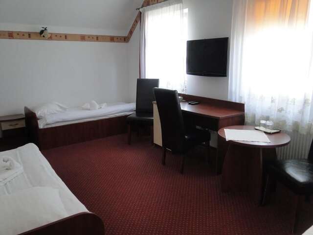 Отель Hotel Agat & SPA Быдгощ-75